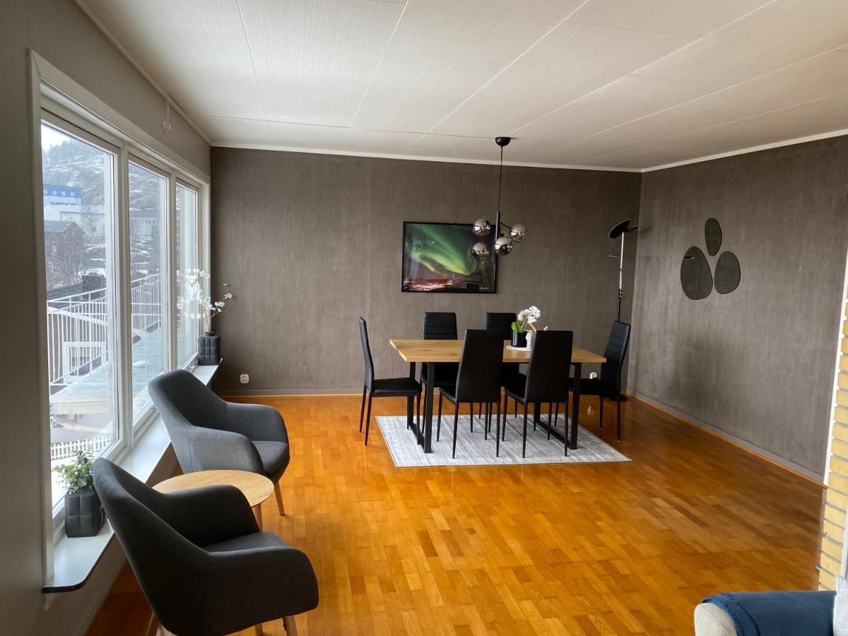 Big Central House, Free Parking, Wifi, 3 Bedrooms 纳尔维克 外观 照片
